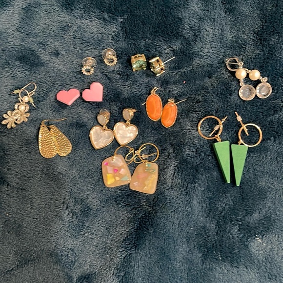 10 pairs of earrings! - Picture 1 of 11